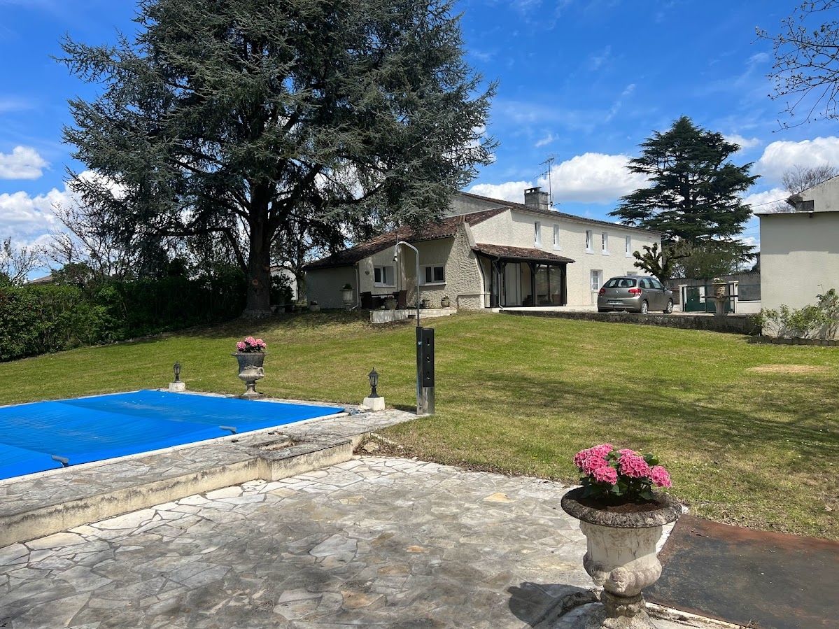 Sale House Cognac (16100) BourgCharente Saint Louis French Properties