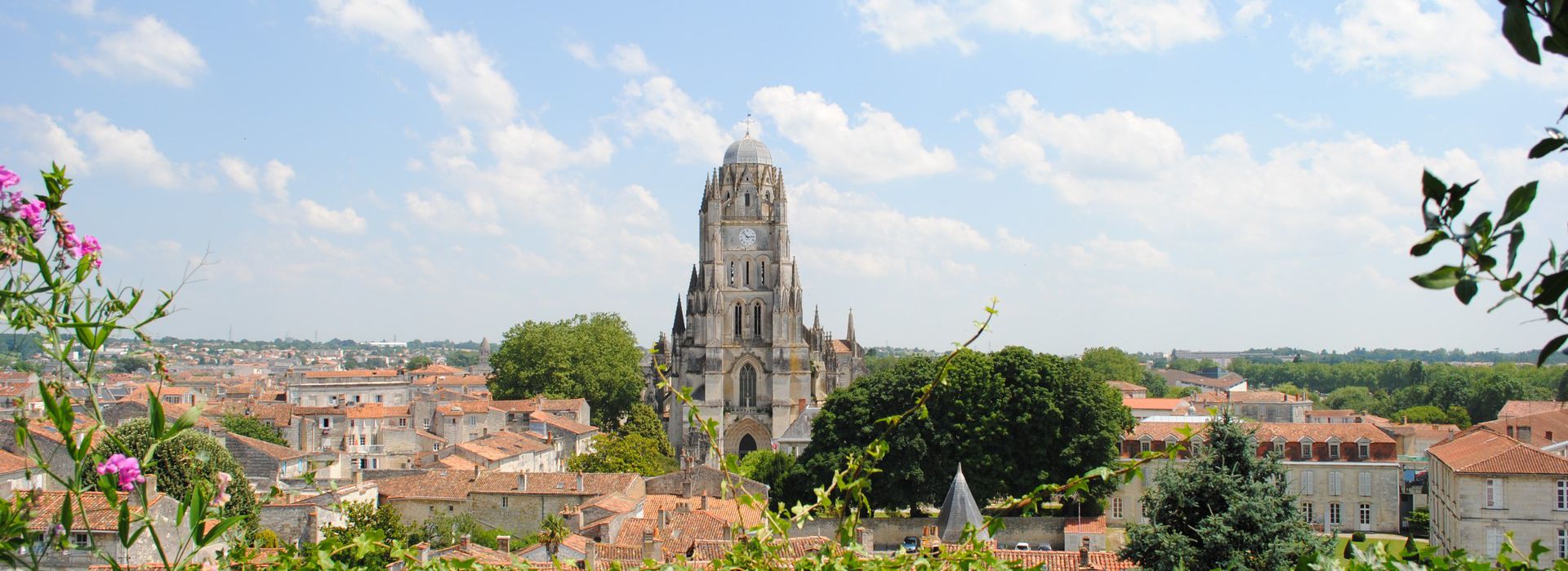 Agence immobilière de prestige Saintes Charente-Maritime